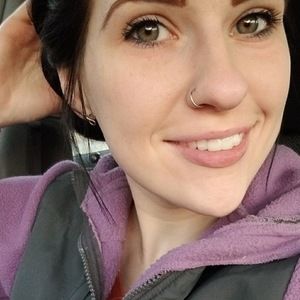 Meet your Posher, Caitlyn